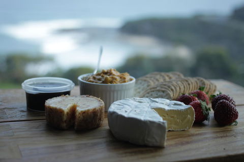 Points South By The Sea - Tourism TAS 33