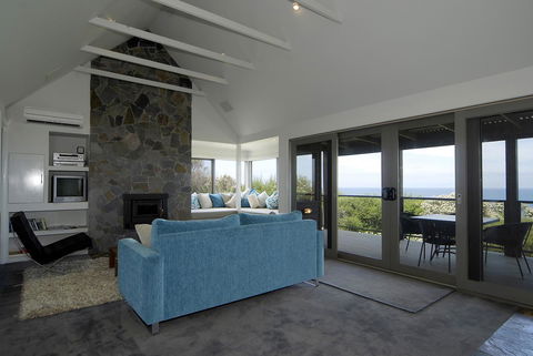Points South By The Sea - Tourism TAS 25