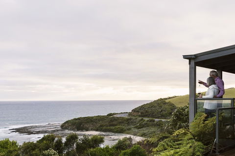 Points South By The Sea - Tourism TAS 18
