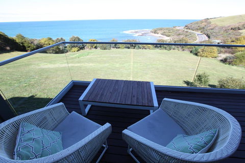 Points South By The Sea - Tourism TAS 1
