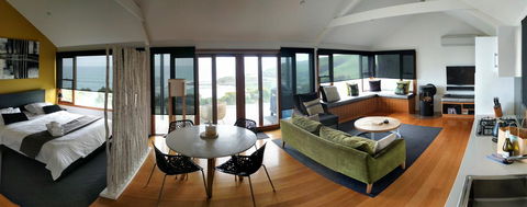 Points South By The Sea - Tourism TAS 12