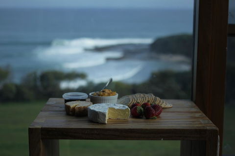 Points South By The Sea - Tourism TAS 28