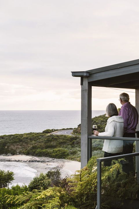 Points South By The Sea - Tourism TAS 13