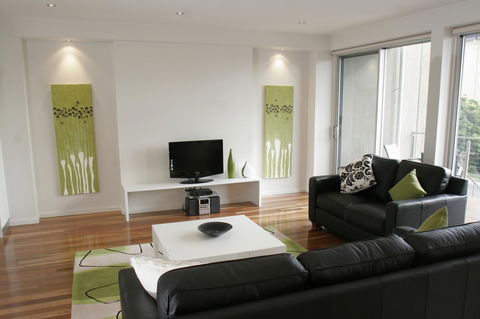 104 On Merri Apartments - Hobart Tourism 8