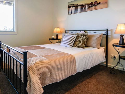 Saltwater Breeze Retreat - Hobart Tourism 18