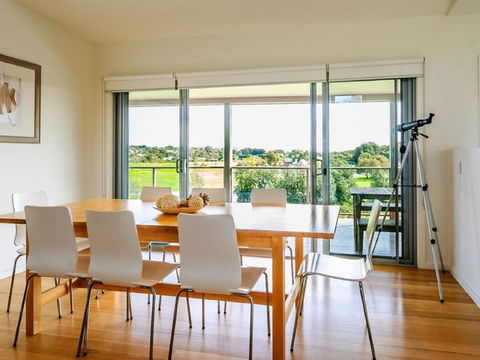 Saltwater Breeze Retreat - Hobart Tourism 12
