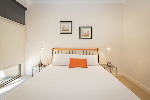 Stylish 3 Bedroom Townhouse - Free Parking - Hobart Tourism 6