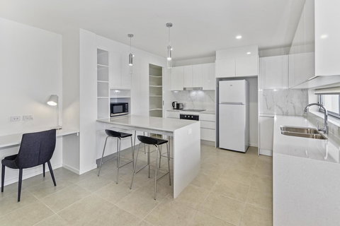 Aquarius Kawana - Tourism TAS 25