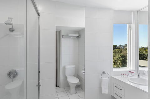 Ramada By Wyndham Marcoola Beach - Tourism TAS 14