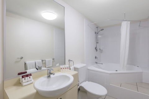 Ramada By Wyndham Marcoola Beach - Tourism TAS 8