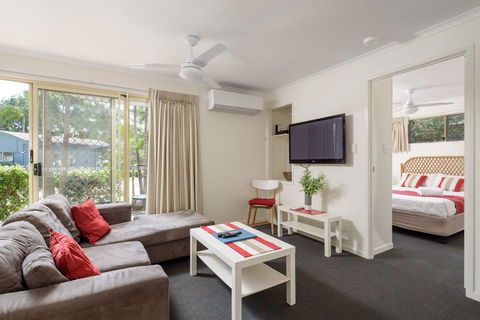 Rainbow Getaway Holiday Apartments - Tourism TAS 20