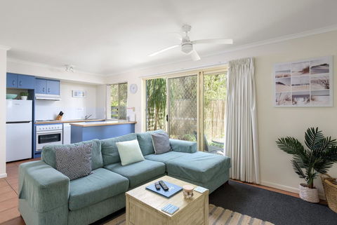 Rainbow Getaway Holiday Apartments - Tourism TAS 10