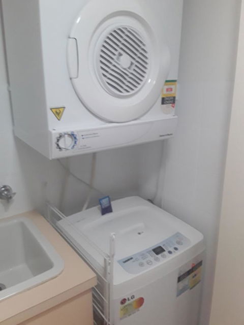 Sunseeker Holiday Apartments - Hobart Tourism 13
