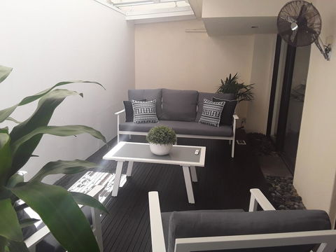 Sunseeker Holiday Apartments - Hobart Tourism 12