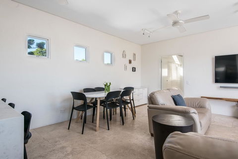 Noosa Blue Resort - Hobart Tourism 10