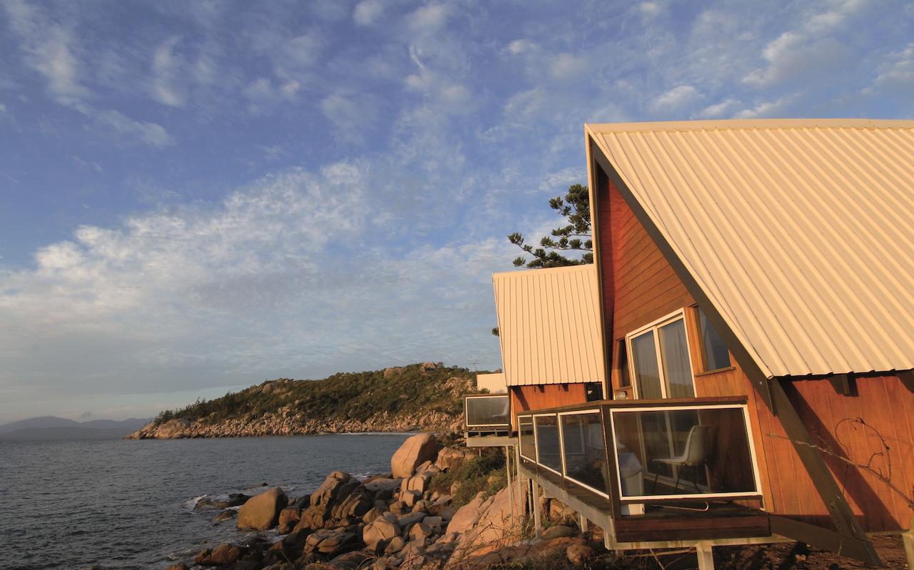 Nelly Bay QLD Tourism TAS