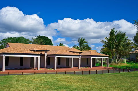 Coral Cove Resort - Tourism TAS 13