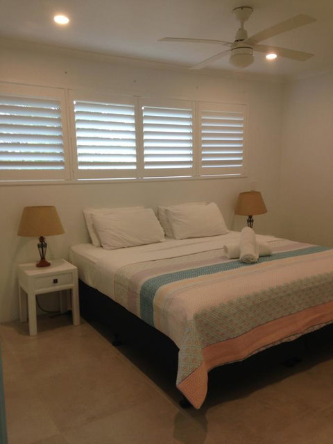 Chez Noosa Resort Motel - Tourism TAS 17