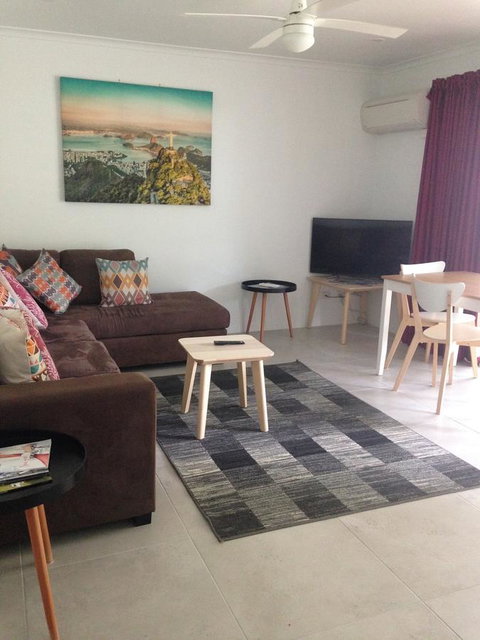 Chez Noosa Resort Motel - Tourism TAS 18