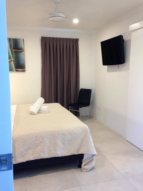Chez Noosa Resort Motel - Tourism TAS 12