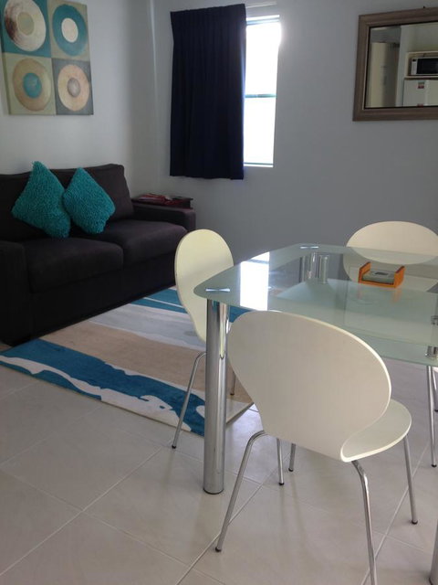 Chez Noosa Resort Motel - Tourism TAS 22