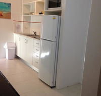 Chez Noosa Resort Motel - Hobart Tourism