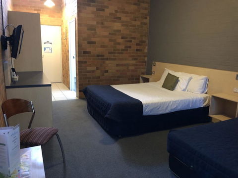 Bribie Island Hotel - Hobart Tourism 17