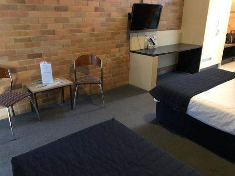 Bribie Island Hotel - Hobart Tourism 18