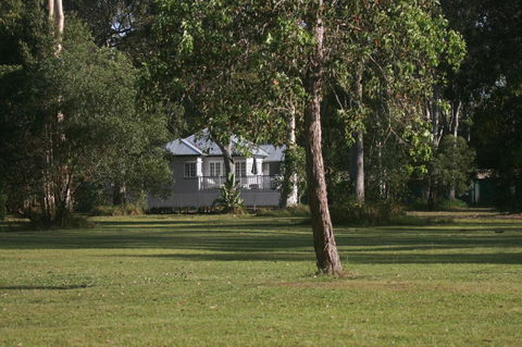 Lake Weyba Noosa Lodge & Kangaroos - Tourism TAS 30
