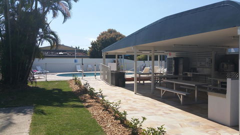 Alex Beach Cabins And Tourist Park - Hobart Tourism 15