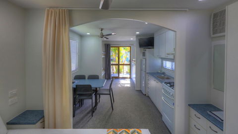 Alex Beach Cabins And Tourist Park - Hobart Tourism 24