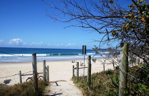 Alex Beach Cabins And Tourist Park - Hobart Tourism 13