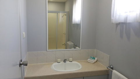 Alex Beach Cabins And Tourist Park - Hobart Tourism 2