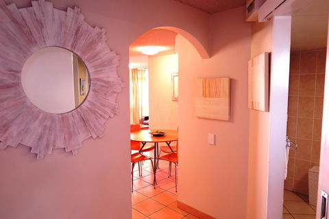 Northpoint Holiday Apartments - Tourism TAS 14