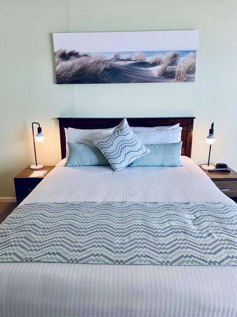 Ocean Views Resort Caloundra - Hobart Tourism 13