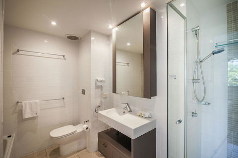 Noosa Harbour Resort - Tourism TAS 33