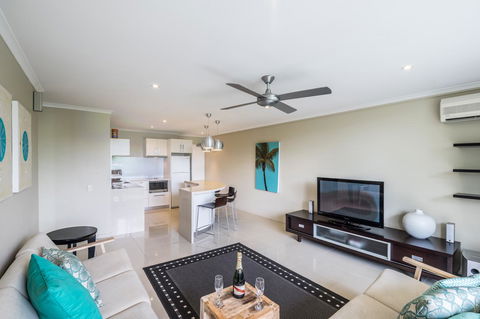 Noosa Harbour Resort - Tourism TAS 9