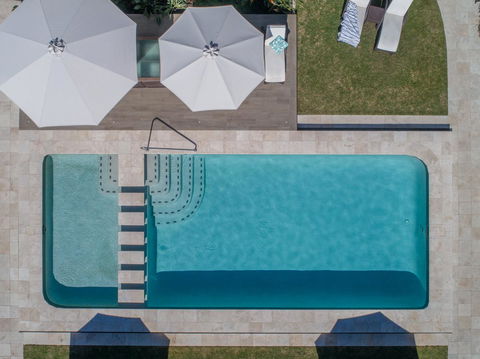 Hotel Laguna - Tourism TAS 13