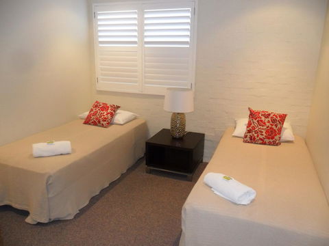 Myuna Holiday Apartments - Tourism TAS 43