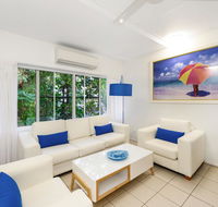 By The Sea Port Douglas - Tourism TAS
