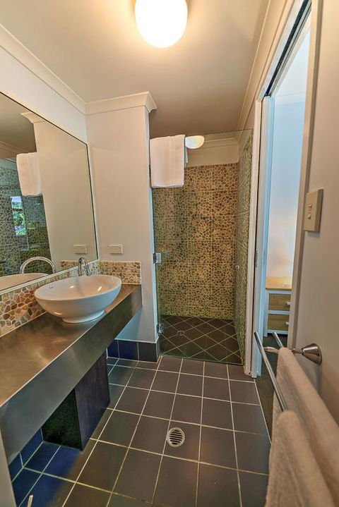 Mango Lagoon Sunbird Retreat - Hobart Tourism 18