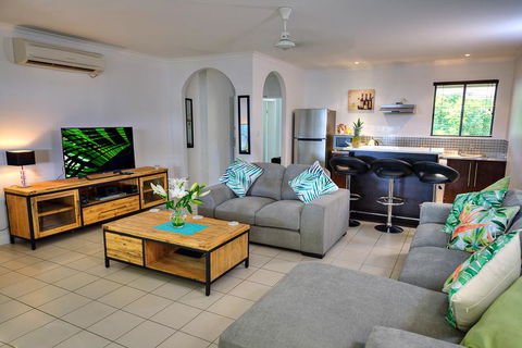 Mango Lagoon Sunbird Retreat - Hobart Tourism 19