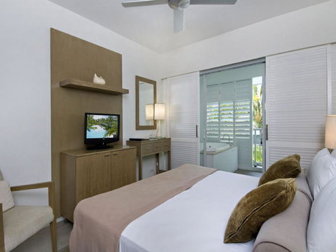 Beach Club Port Douglas Luxury Apartments - Tourism TAS 7