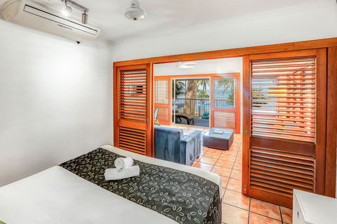 Paradise On The Beach Resort - Tourism TAS 10