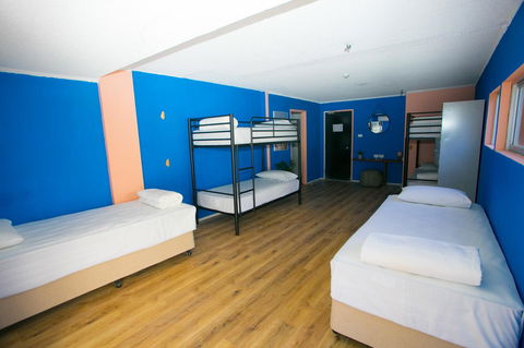 Rainbow Bay Backpackers - Hobart Tourism 13