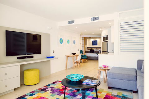 Netanya Noosa Beachfront Resort - Tourism TAS 21