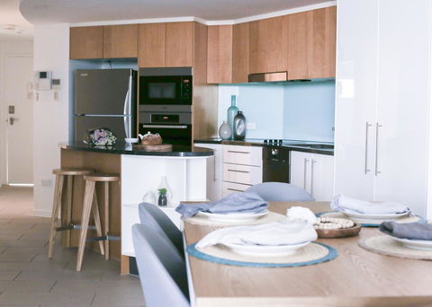 Rumba Beach Resort - Hobart Tourism 2