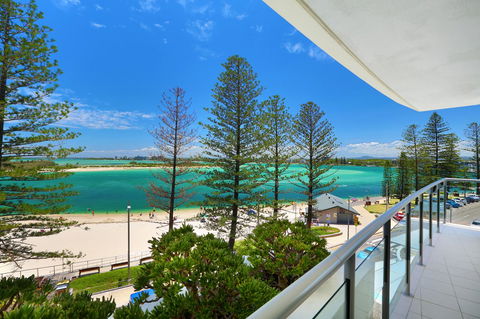 Rumba Beach Resort - Hobart Tourism 23