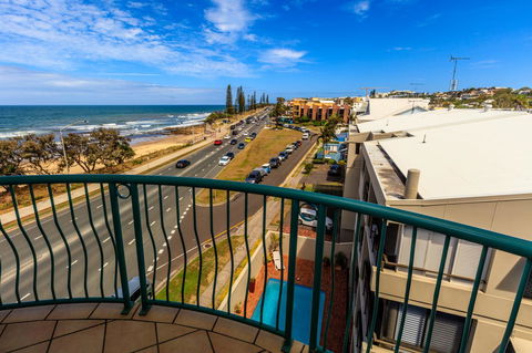 Grand Palais Boolarong Beachside Apartments - Tourism TAS 23