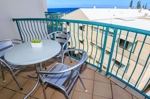 Grand Palais Boolarong Beachside Apartments - Tourism TAS 19